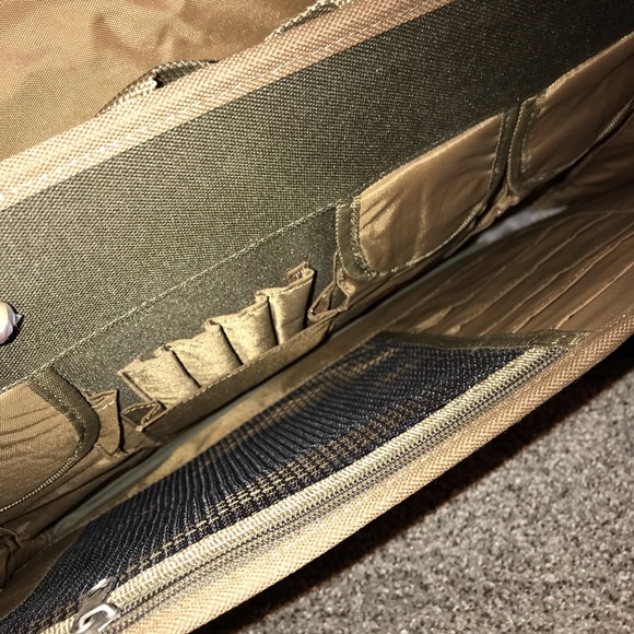 McGuire-Nicholas Green and Tan Canvas Briefcase - Picture 4 of 8